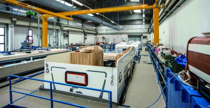 Reisemobilfabrik in Colle di Val d'Elsa, Belvedere (Italien) - Innenansicht